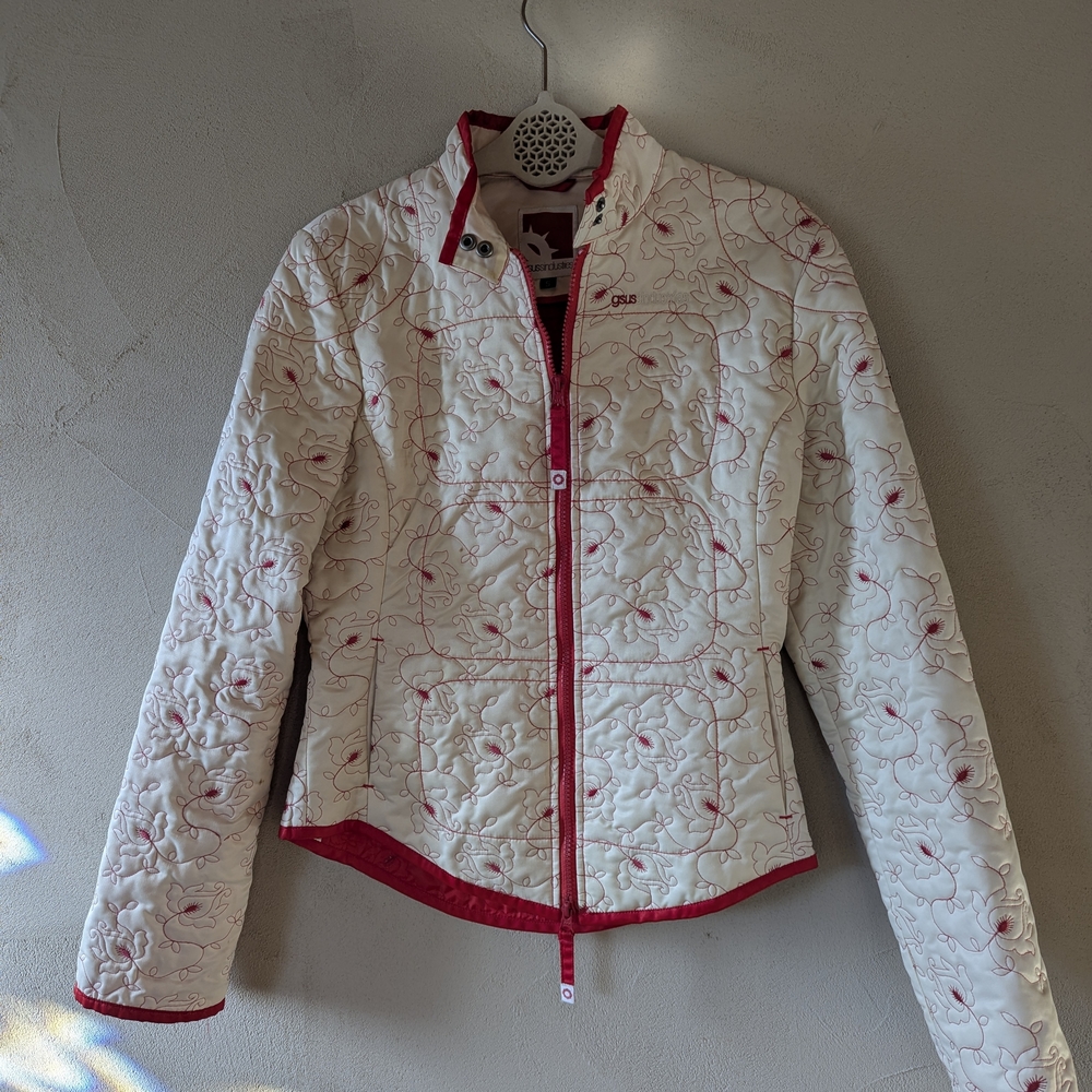 Gsus Sindustries White and Red Quilted light weight Jacket. Double Zipper With P